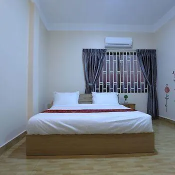 ***  Johnson Beach Hotel Sihanoukville Cambodia